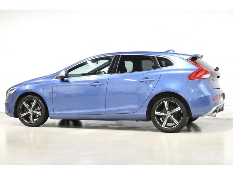 2017 Volvo V40 D4 R-Design Hatchback Diesel Manual