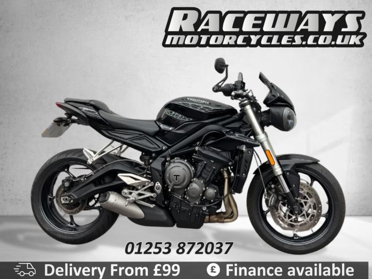 TRIUMPH STREET TRIPLE S [Phone number removed]REG 11,940 MILES BLACK USED MOTORCYCLE 765CC