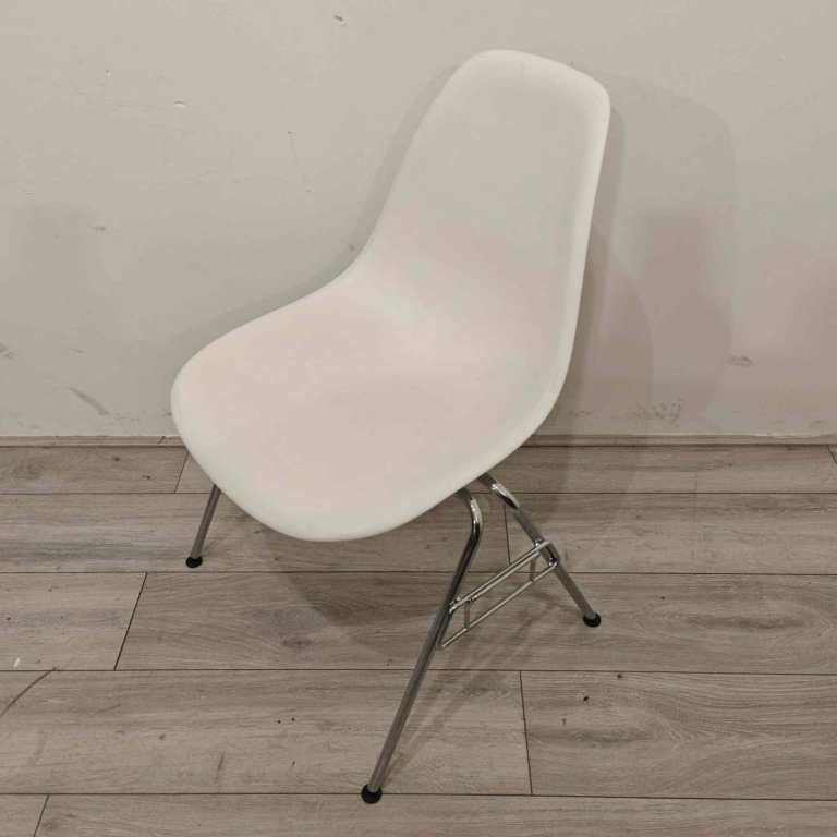 image for Vitra Eames Conference Chair, White / Chrome, Delivery Available