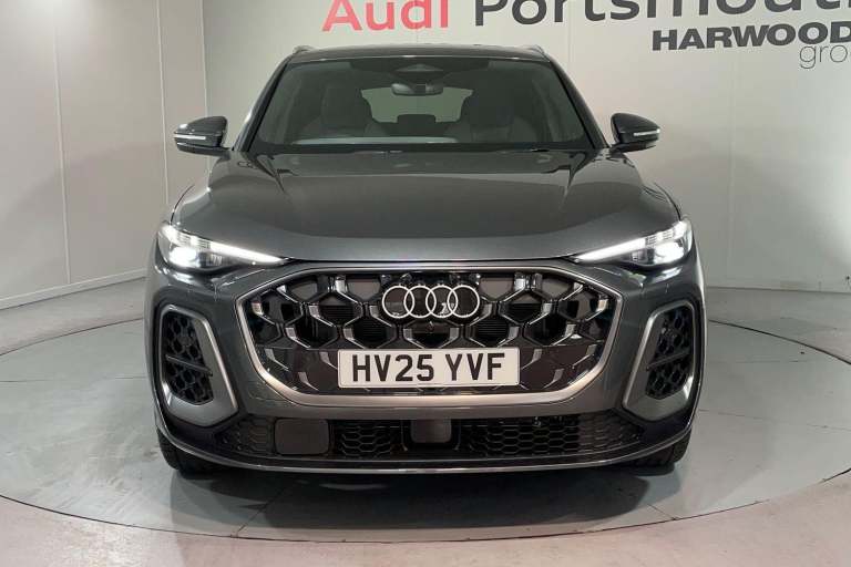 2025 Audi Q5 2.0 TDI Launch Edition SUV 5dr Diesel S Tronic quattro Euro 6 (s/s) (204 ps ESTATE D...