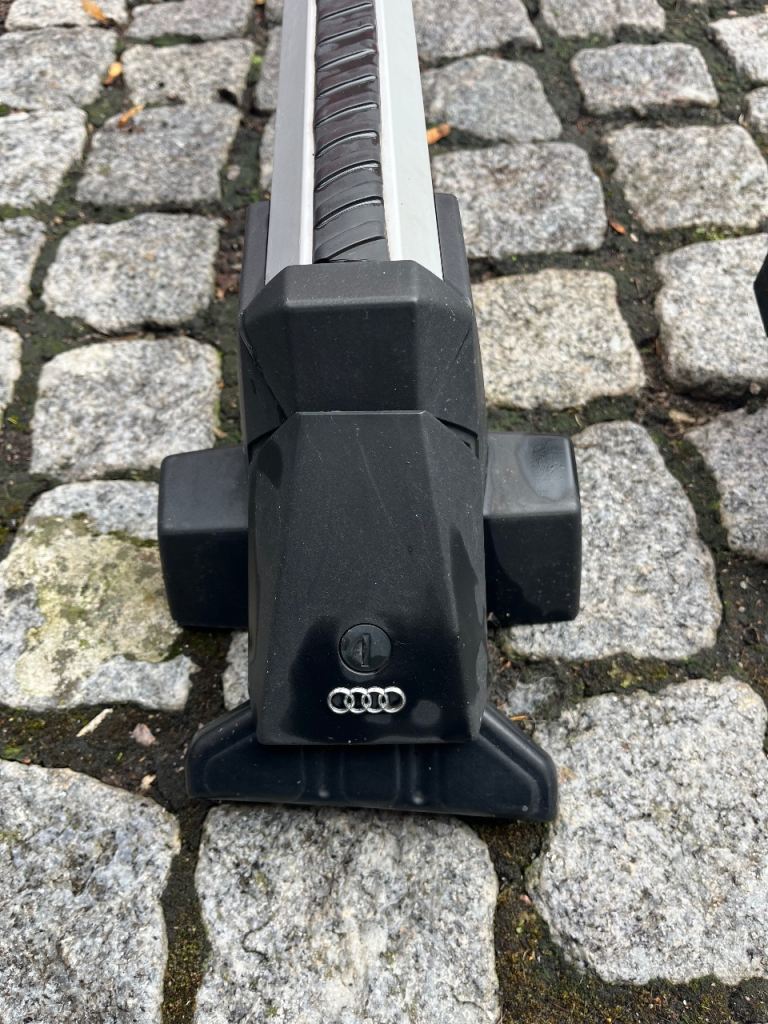 Audi Q2 - Roof bars only 