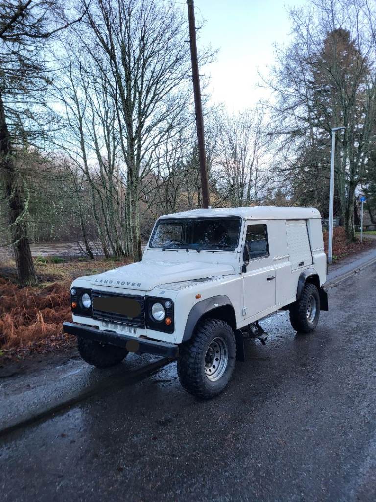 Land Rover camperwagon/work truck. DEFENDER, 2008, Manual, 2401 (cc)