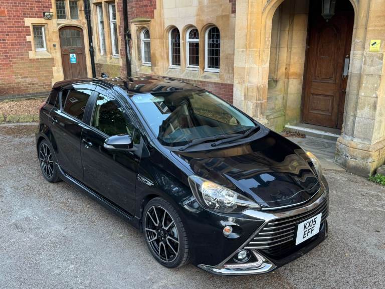 2015 TOYOTA AQUA 1.5 HYBRID GS EDITION AUTOMATIC not PRIUS YARIS MICRA HONDA JAZZ 88969