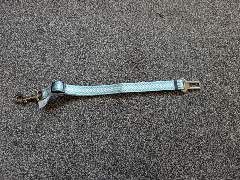 Pet seat belt attachment 
