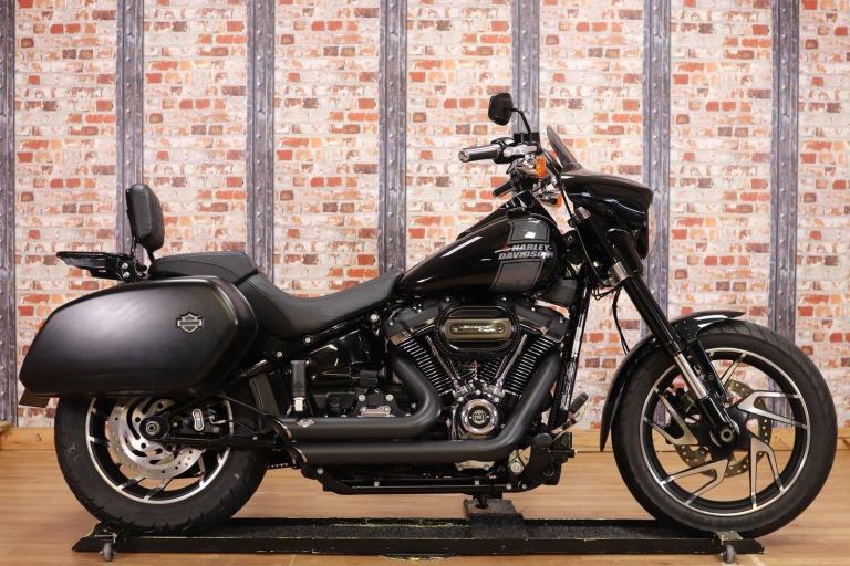 **DEPOSIT TAKEN** 2021 HARLEY DAVIDSON FLSB SPORT GLIDE - 14,167 MILES