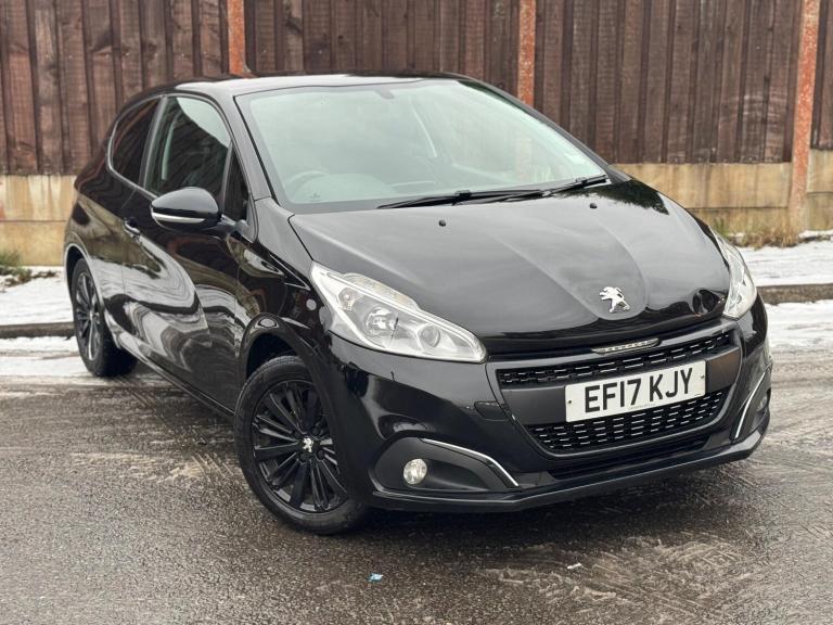 2017 Peugeot 208 1.2 PureTech Black Edition Euro 6 3dr HATCHBACK Petrol Manual
