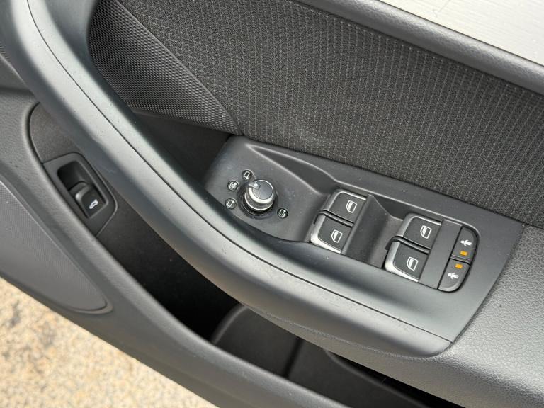 2016 Audi Q3 TDI QUATTRO S LINE S-TRONIC- DEMO +1 OWNER -£5K EXTRAS -CAMERA -CRUISE - Estate Dies...