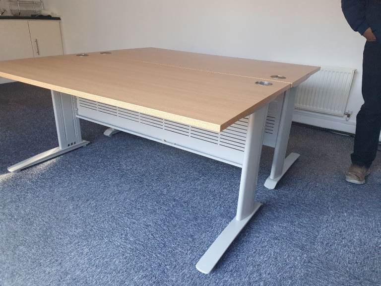 £59 each Used Wood finish Straight Rectangular Desk 160cm x 80cm x73cm