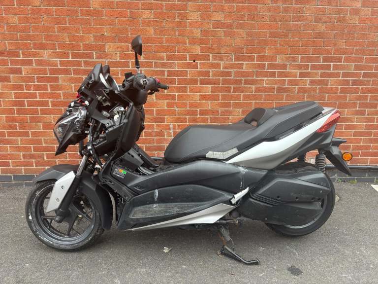 Yamaha X-Max