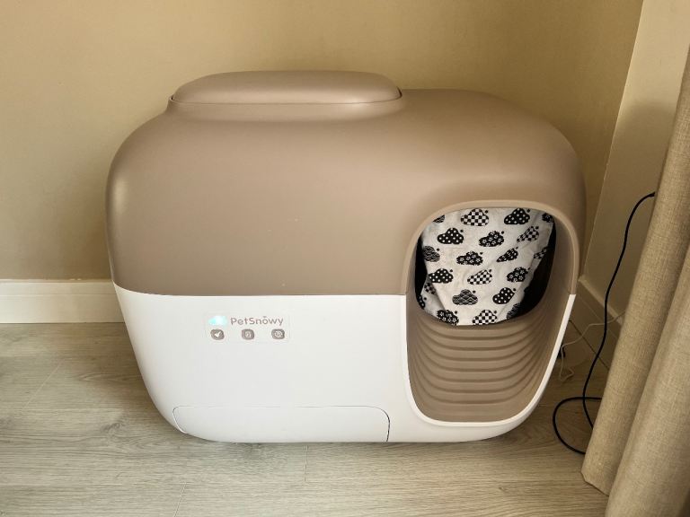PetSnowy SNOW Automatic Self-Cleaning Litter Box (Classic) – Excellent Condition