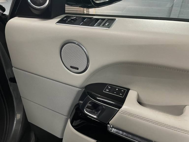 2015 Land Rover Range Rover 3.0 TD V6 Vogue SUV 5dr Diesel Auto 4WD Euro 5 (s/s) (258 ps) ESTATE ...