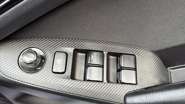 2016 Mazda 3 2.0 SKYACTIV-G SE-L Hatchback 5dr Petrol Manual Euro 5 (s/s) (120