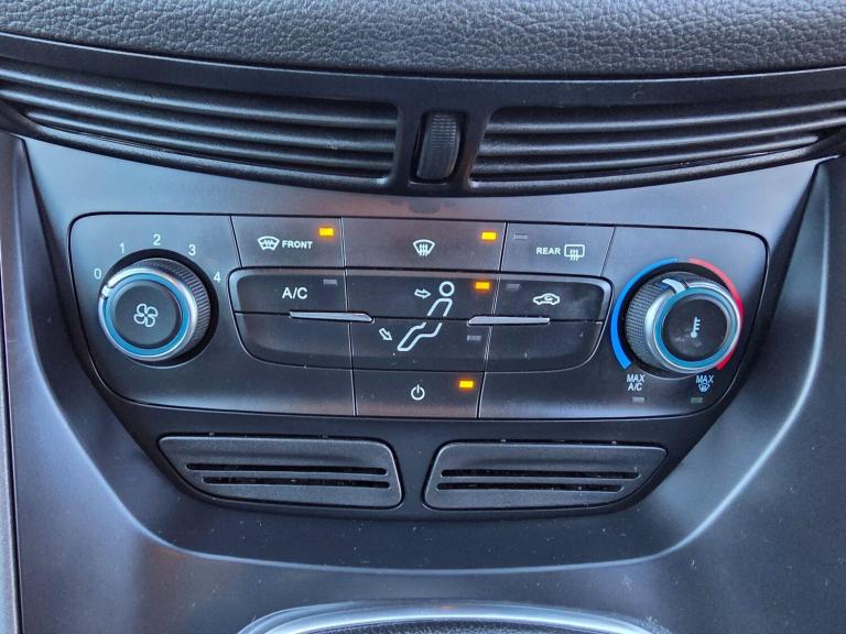 2016 Ford C-Max 1.6 Ti-VCT Zetec Euro 6 5dr MPV Petrol Manual