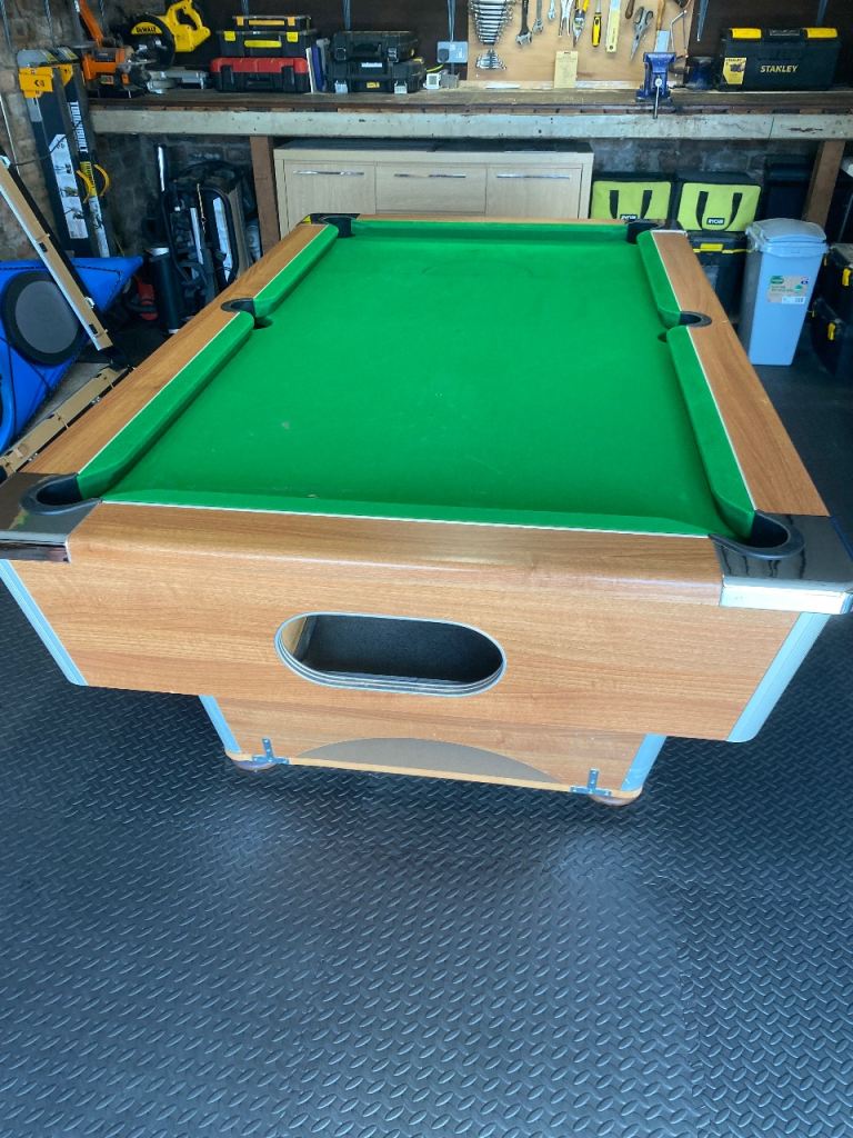 Slate bed pool table 