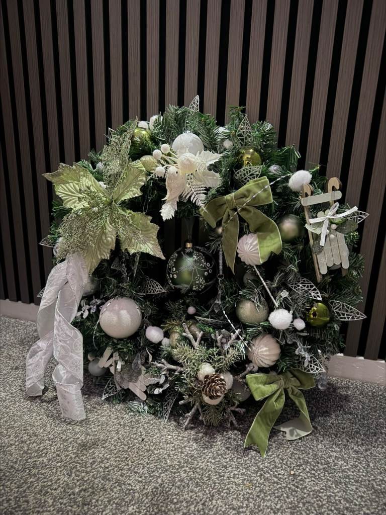 Christmas Wreath For Sale 