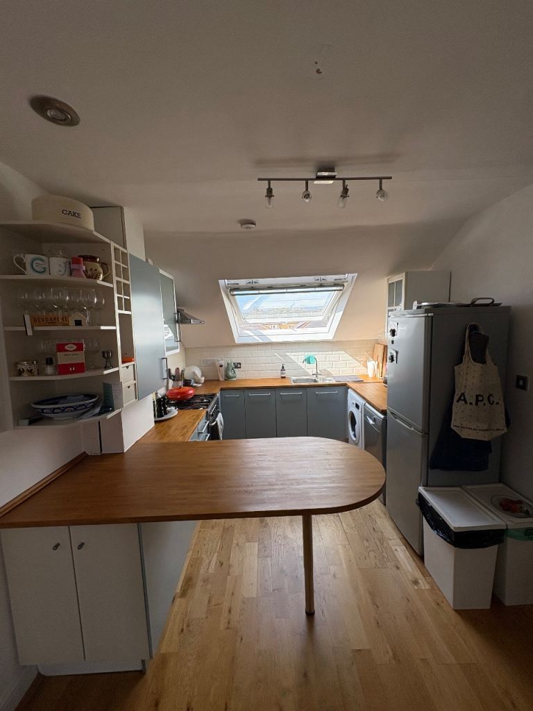 Free Kitchen + white goods 