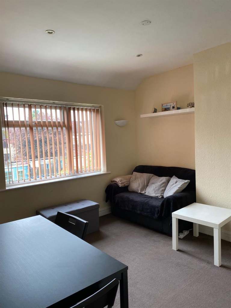 1 bedroom flat in Kelburne Road, Oxford
