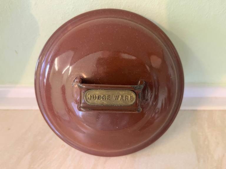Antique enamelled cast iron kitchen bain marie pots