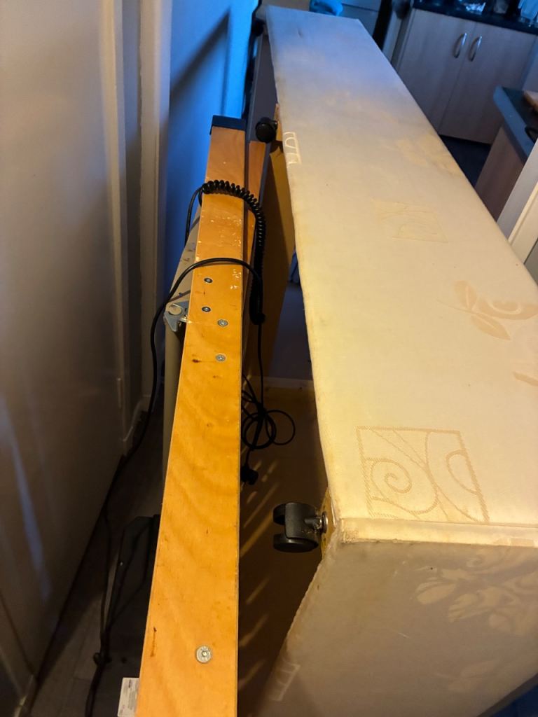 Single electric  bed