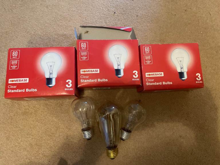 E27 incandescent bulb