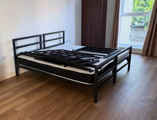 Black Metal Double Bed Frame with Mattress – Good Condition | in