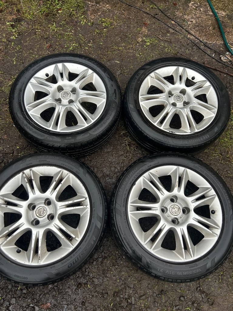 Genuine Vauxhall 4x100 16” Alloy Wheels & Tyres 195/55R16