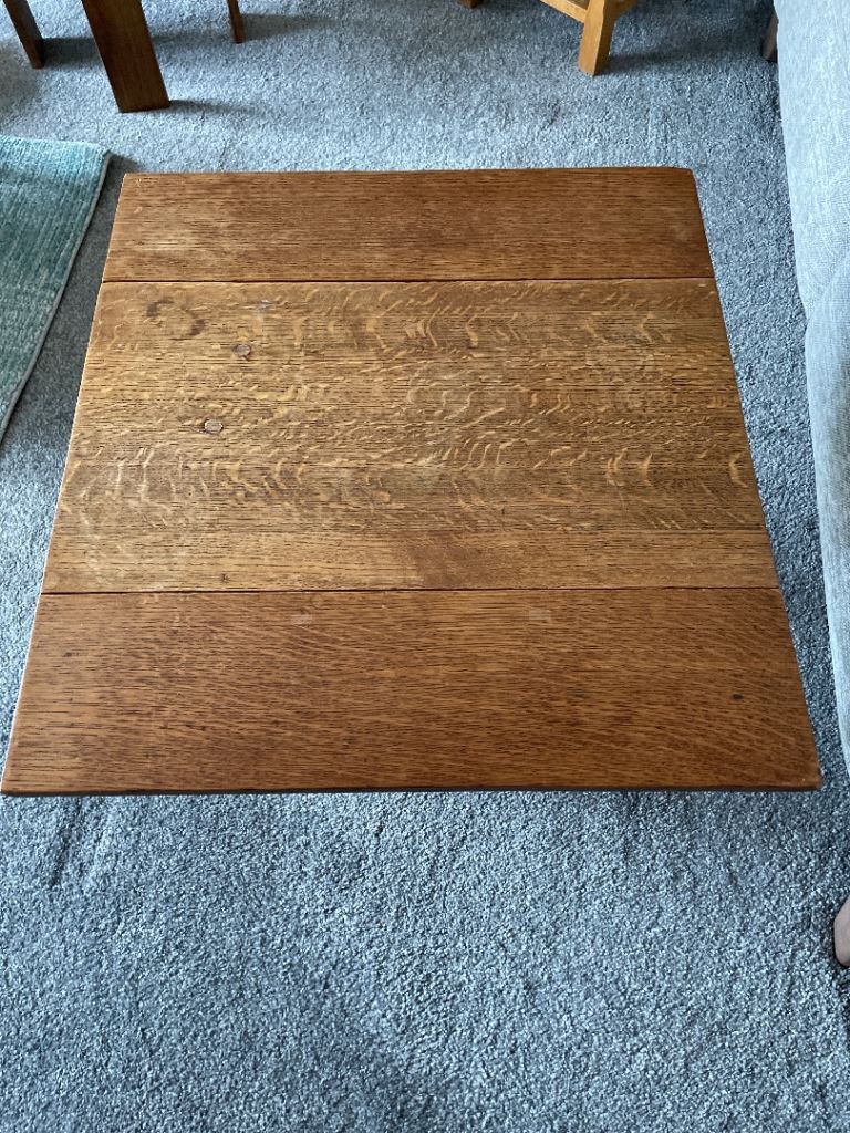 Solid Wood Table Top – Good Condition