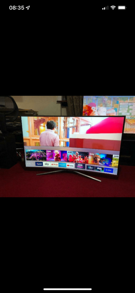 49 inches curved samsung smart 4k tv with remote in perfect condition 