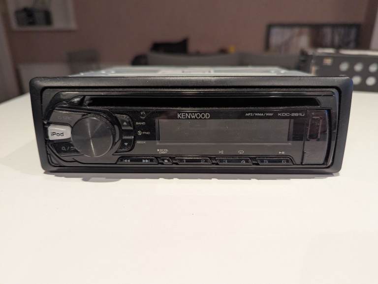 Kenwood car cd player usb and aux in