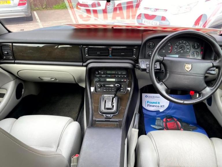 Jaguar XJ XJ6 SPORT 4.0 - AUTO, ONLY 56274 MILES, 1 FORMER LOCAL OWNER 16'ALLOYS