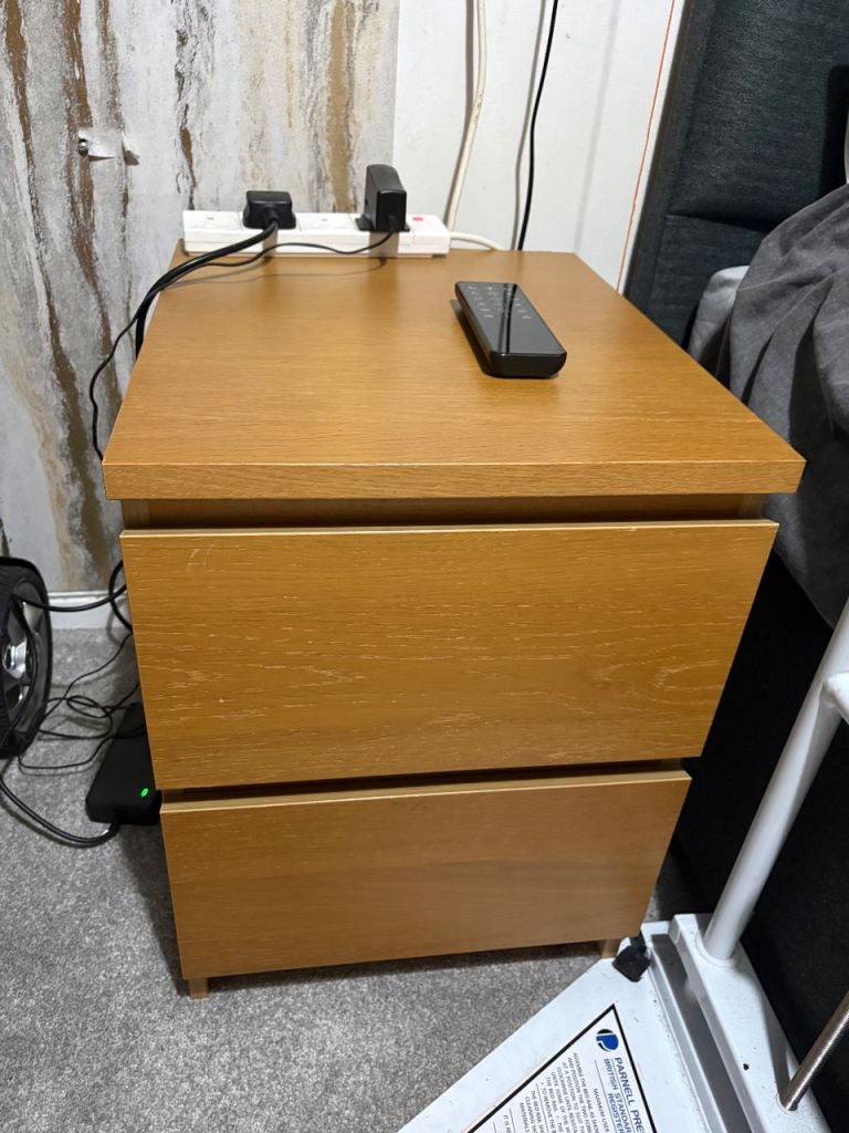 Bedside table / unit