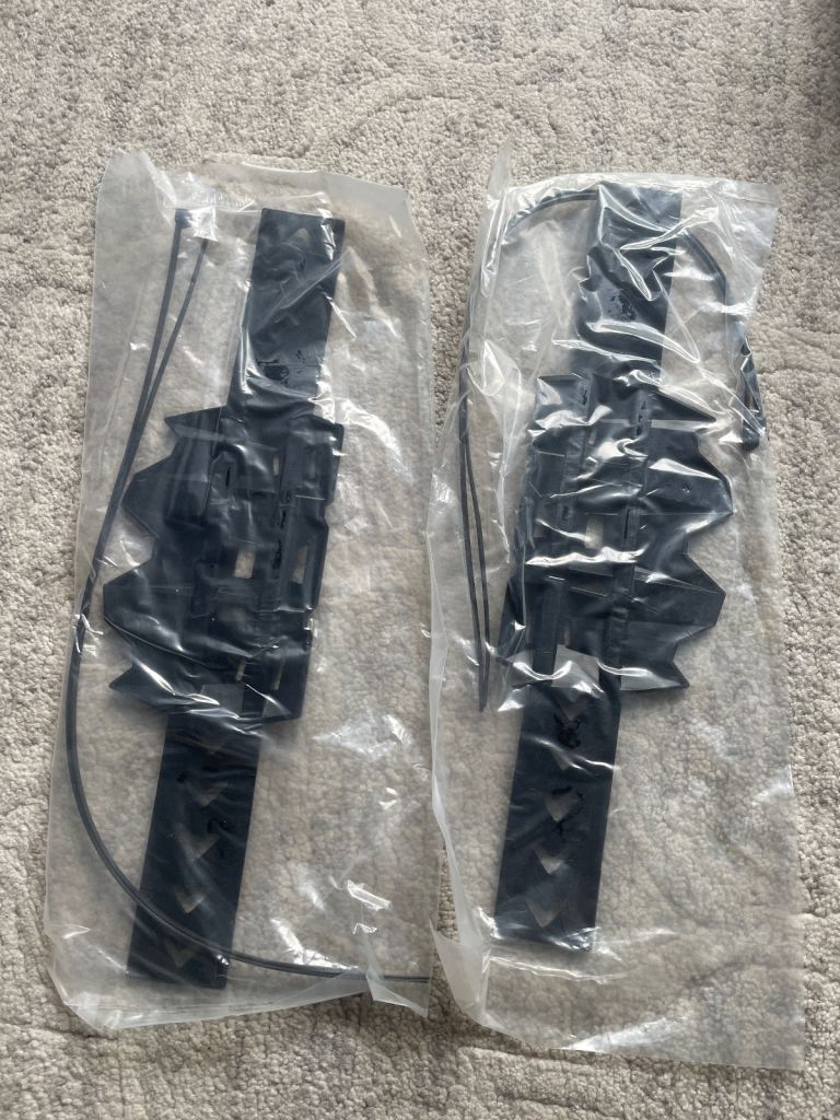 Motorcycle Silicone Exhaust Tail Pipe Muffler Shield Protector Heat Shield Cover