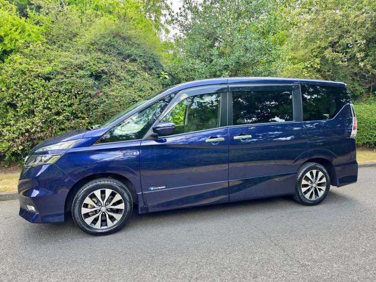 Nissan Serena 2.0 S-HYBRID HIGHWAY STAR 8 SEATER AUTO 5DR - 2018