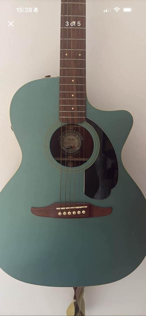Fender electro Acoustic Guitar 