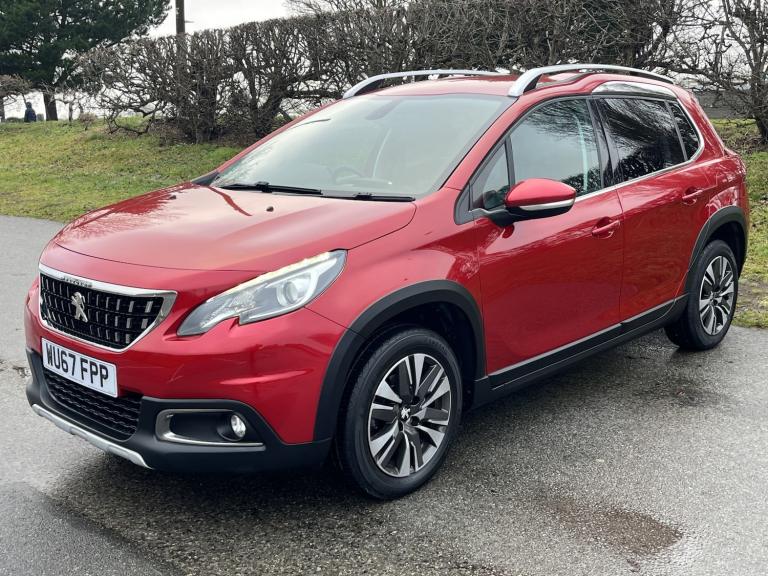 PEUGEOT 2008 1.2 PureTech Allure 2017