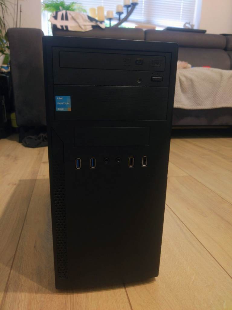 Fast Windows 11 PC • Massive 500GB Samsung SSD • 4.10GHz Pentium • Immaculate