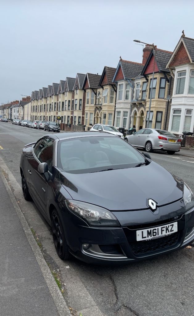 Renault Megane convertible 2L GT Turbo Sport