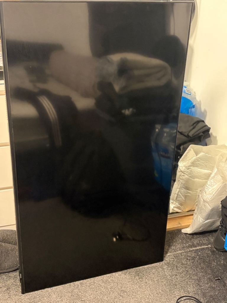 Samsung UE50AU9000 50-inch Smart TV – Good Condition - Faulty