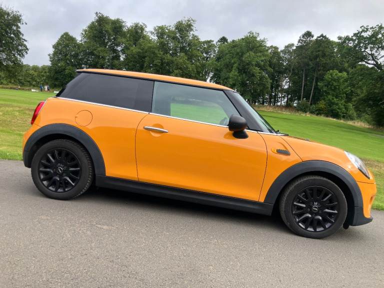 STUNNING 2015 Mini One Hatchback. MOT May-2027. 1.2lit petrol, manual, Full Service History