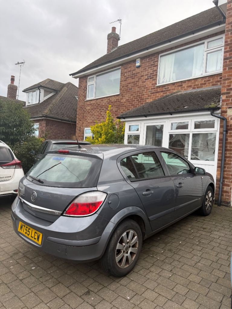 Vauxhall Astra 1.8L.