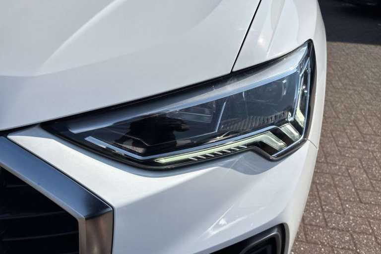 2022 Audi Q3 40 TDI 200 Quattro S Line 5dr S Tronic SUV Diesel Automatic