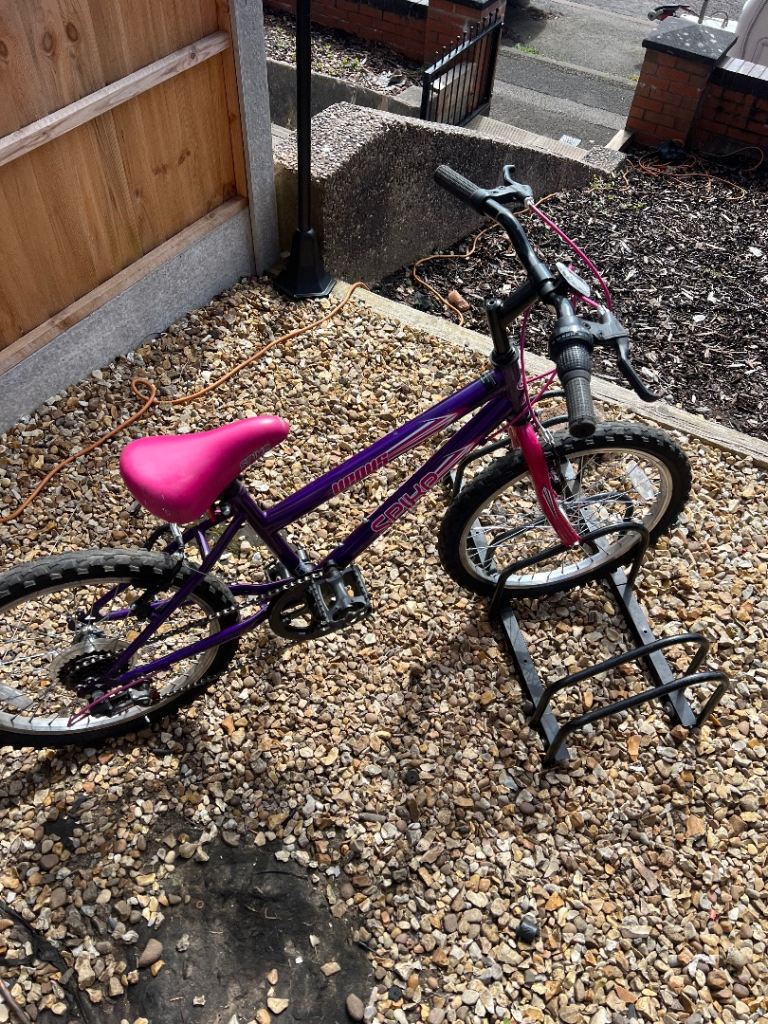 Girls mountain bike 18 inch 