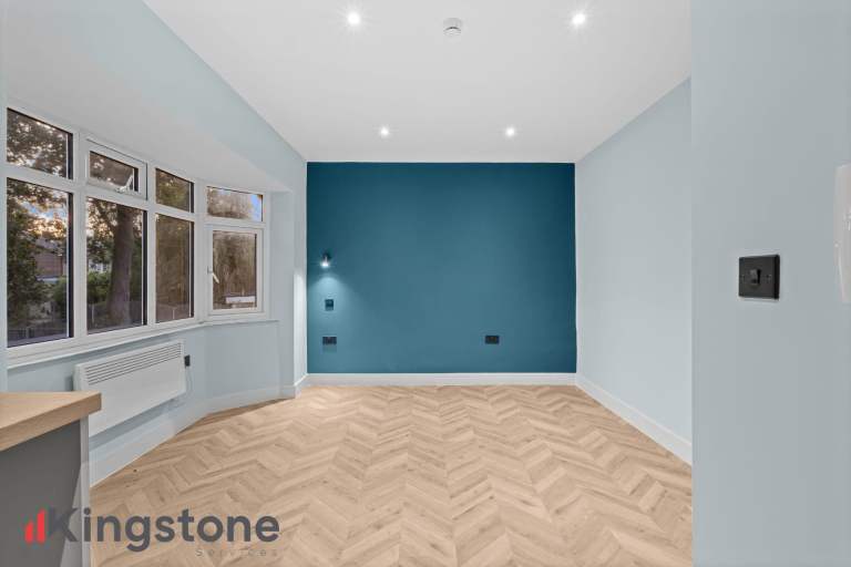 HMO Studio Flat – Kingston Upon Thames Area - SW20 0AW – DSS Welcome (35+)