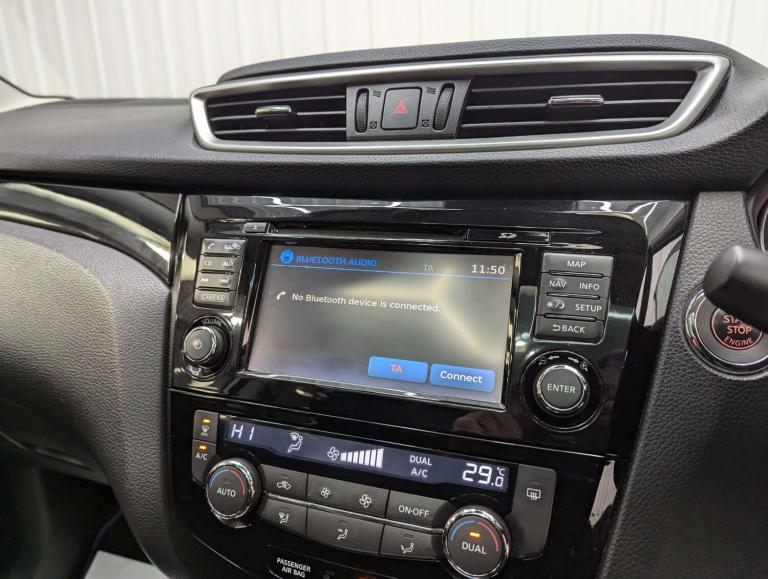 2015 Nissan Qashqai 1.5 Qashqai N-Tec+ dCi 5dr SUV Diesel Manual