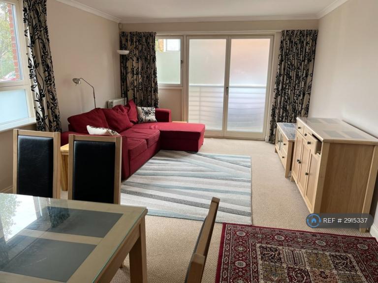 2 bedroom flat in Minerva Way, Glasgow, G3 (2 bed) (#2915337)