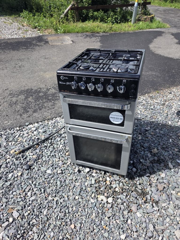50cm Gas Cooker with Double Oven for £90