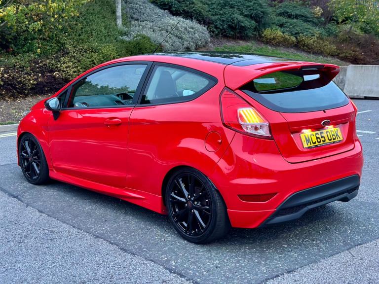 2016 Ford Fiesta 1.0 EcoBoost 140 Zetec S Red 3dr HATCHBACK Petrol Manual