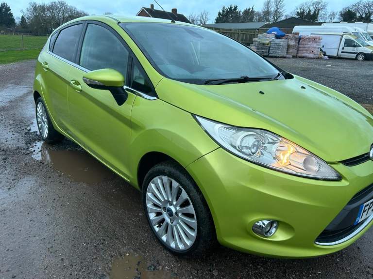 2009 Ford fiesta titanium 