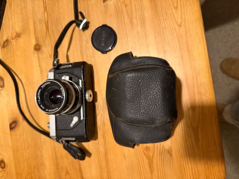 Vintage Nikkormat Nikon Camera 