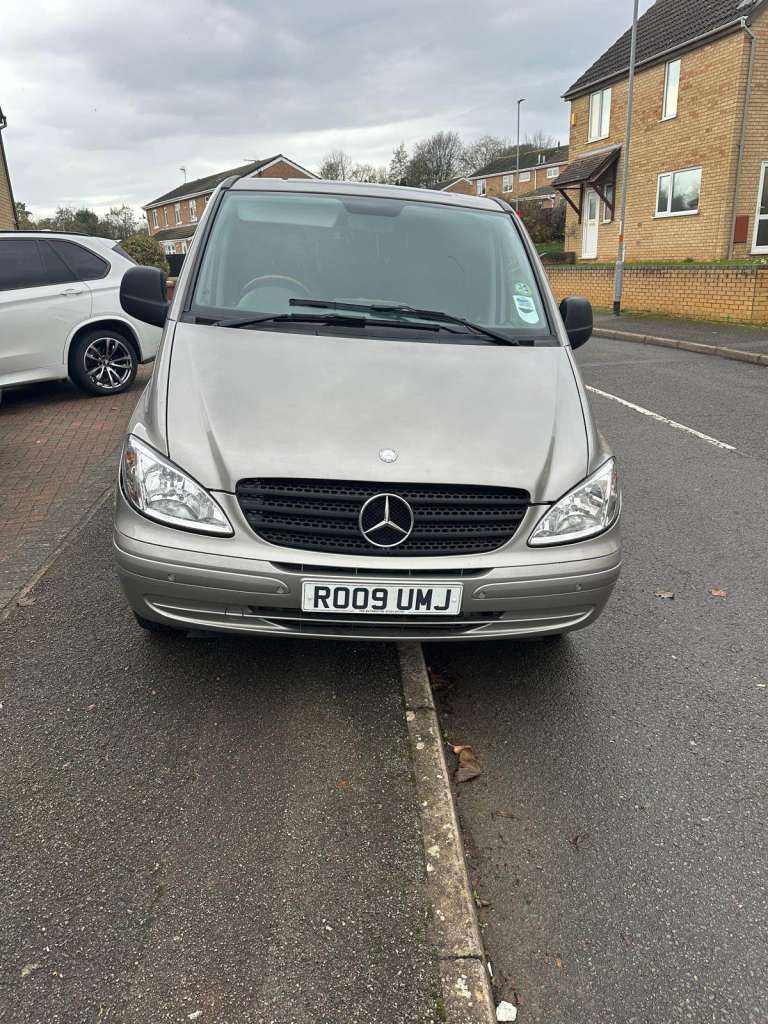 Mercedes-Benz, VITO, Minibus, 2009, Manual, 2148 (cc)